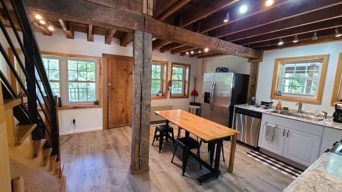 Franklin Cabin | Charming cabin nestled deep in the woods, great for a peaceful getaway