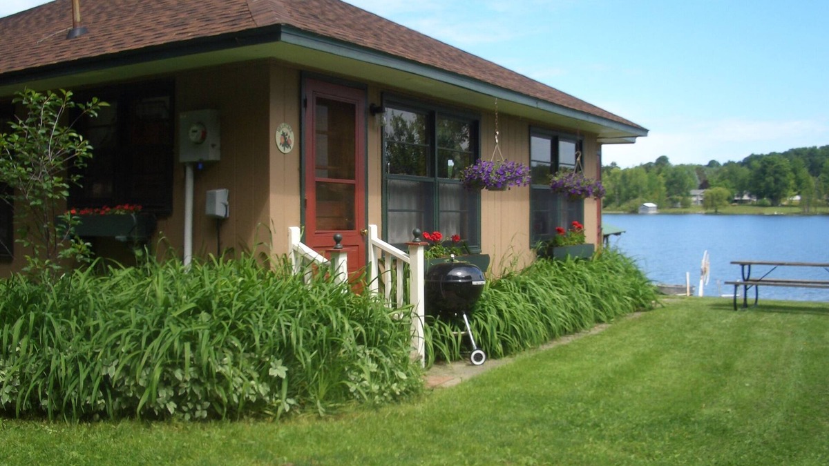 Alden Cabin | Charming Cabin on Chain-of-Lakes