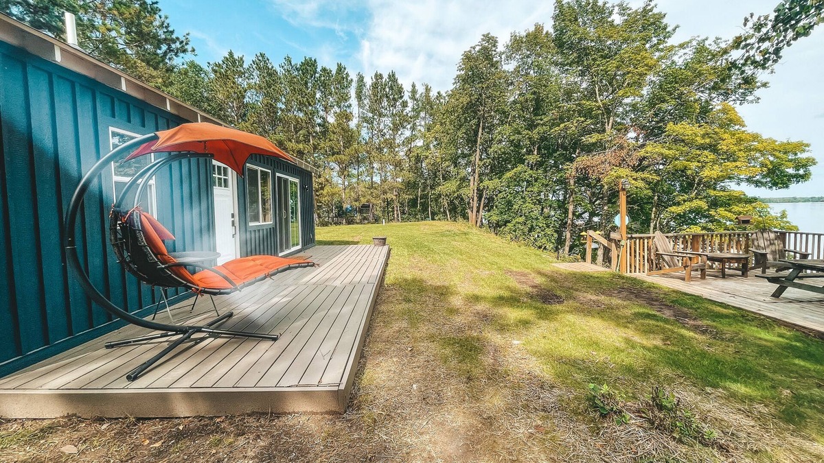 Rush City Cottage | Charming Cabin Overlooking Rush Lake