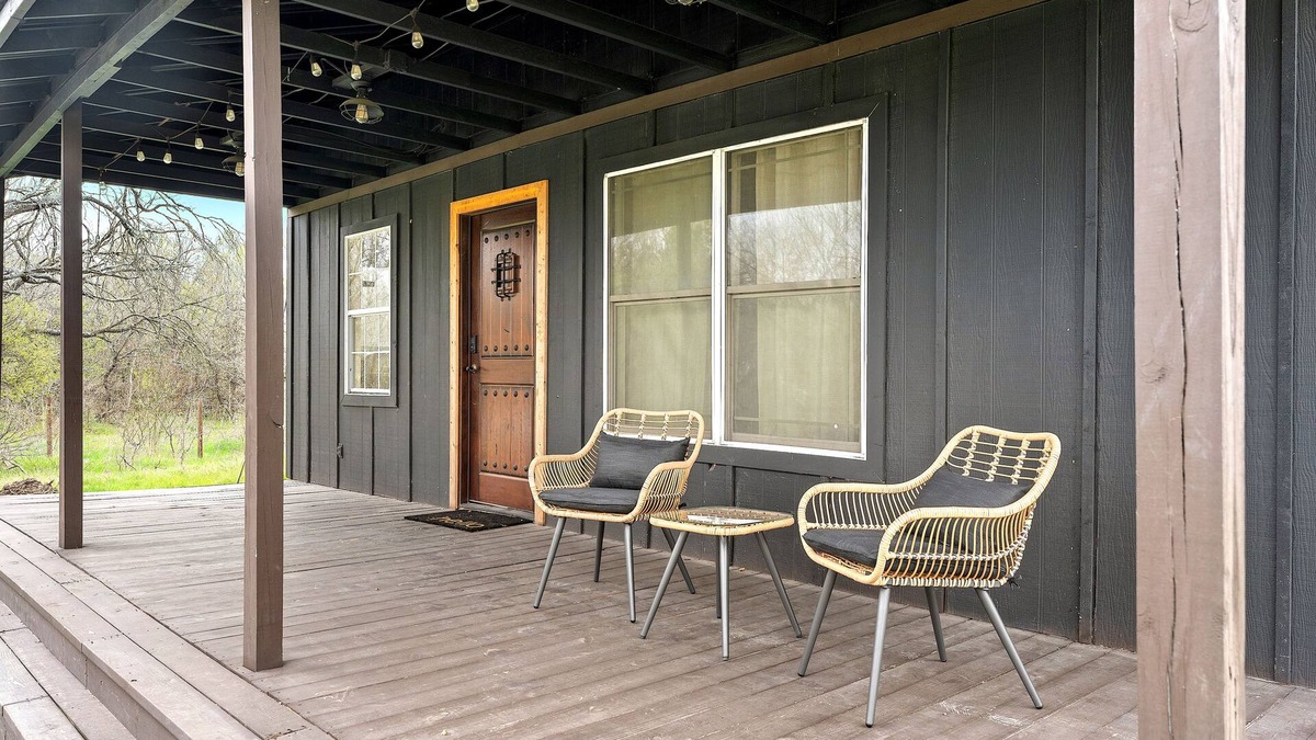 Del Valle Cabin | Charming cabin with AC and WiFi/20 min from DTA
