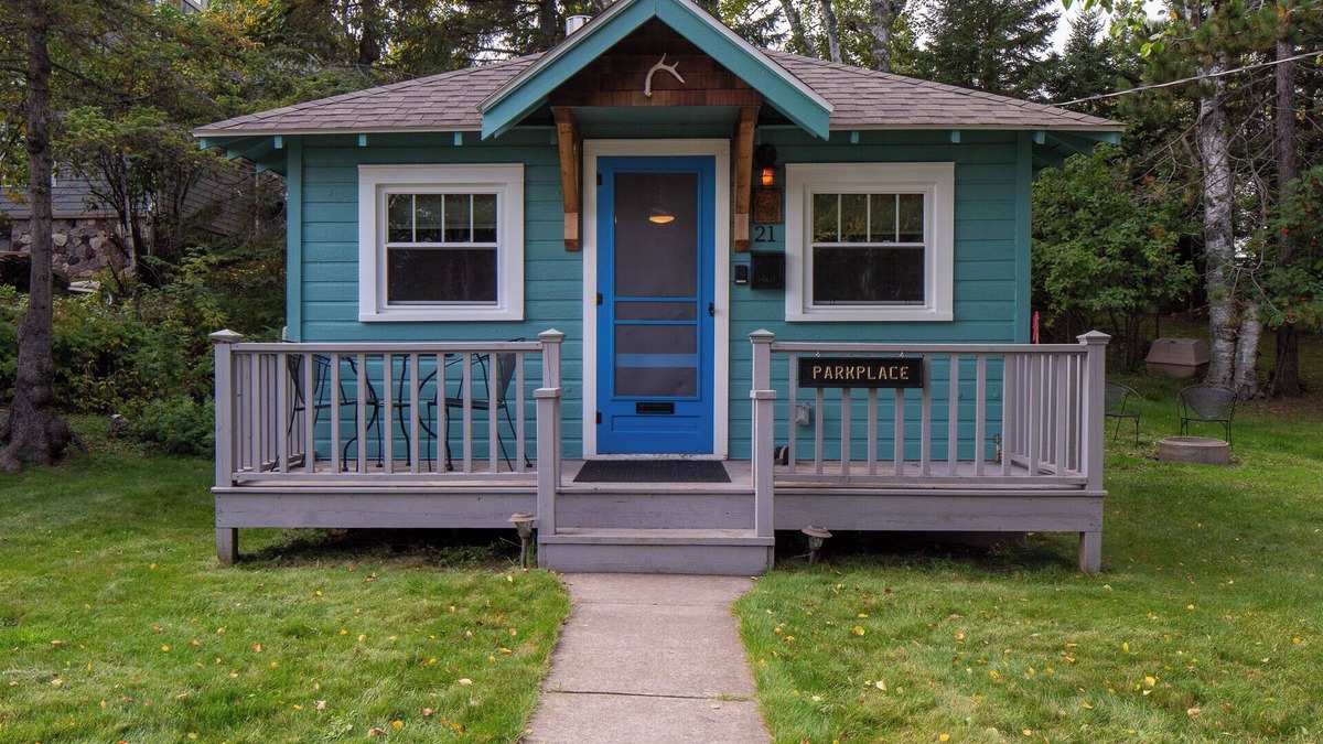 Two Harbors Cabin | Charming cabin with AC and WiFi in delightful Two Harbors