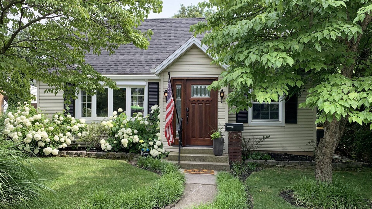 Camp Hill House | Charming Cape Cod close to downtown Harrisburg