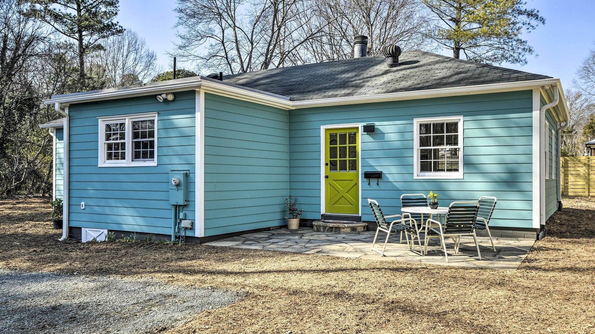 Carrboro House | Charming Carrboro Home - Walk to Downtown!