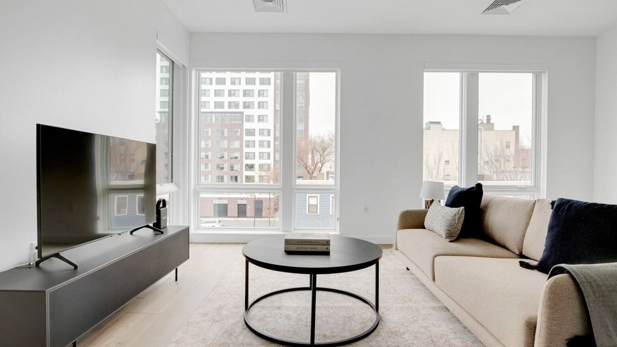 Central Square Apartment | Charming Central Square 1BR w/W/D near Central Square T, by Blueground