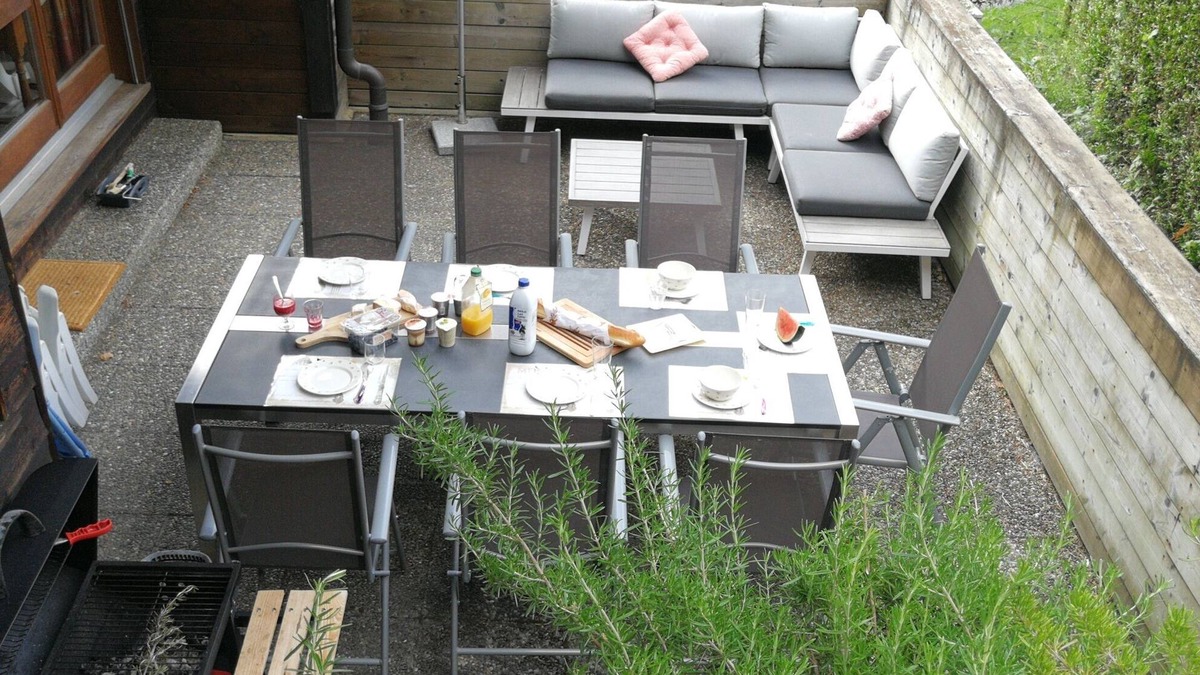 Champery Ski Chalet | charming chalet - 4 bedrooms - 10 people - near shuttle