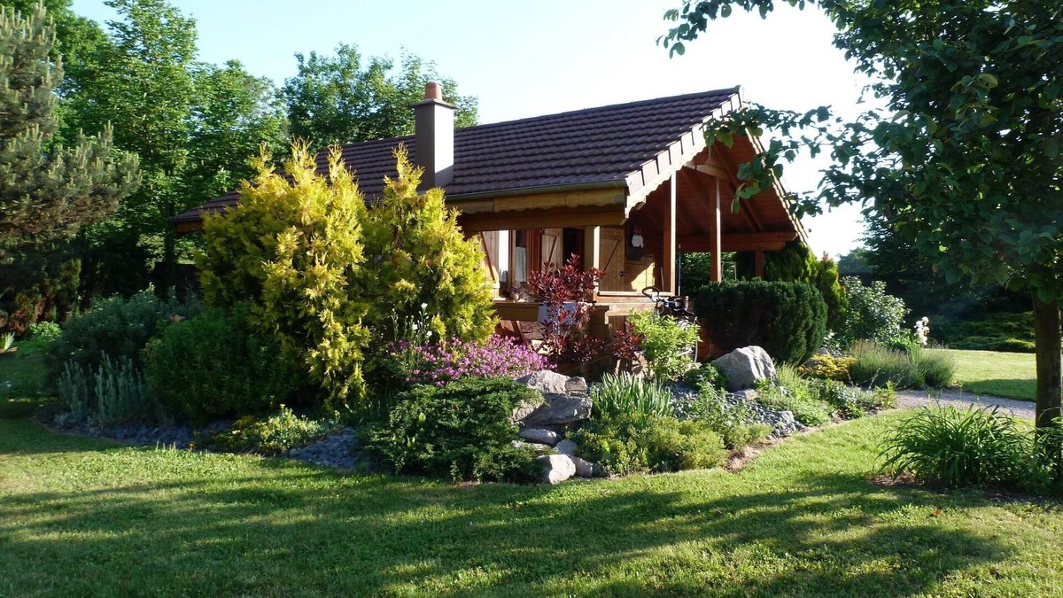 Sundhouse Ski Chalet | Charming chalet * Flowered park at Sundhouse 20m from the Rhône-Rhine canal