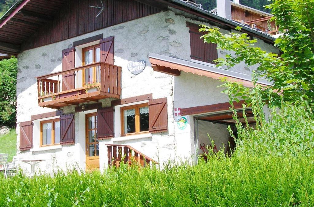 Champagny-en-Vanoise Ski Chalet | Charming Chalet in Champagny en Vanoise near Ski Area