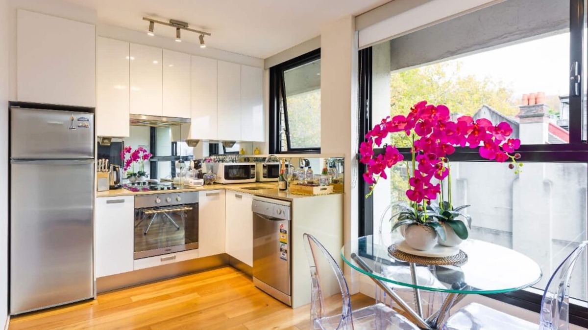 Potts Point Apartment | Charming CityPad★Top Location walk to Opera House