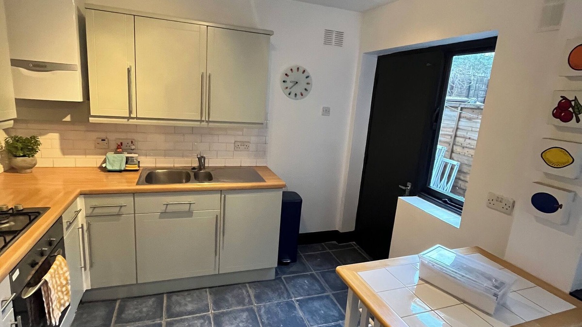 Leabridge Apartment | Charming Clapton Home | 1 Bed | Private Garden