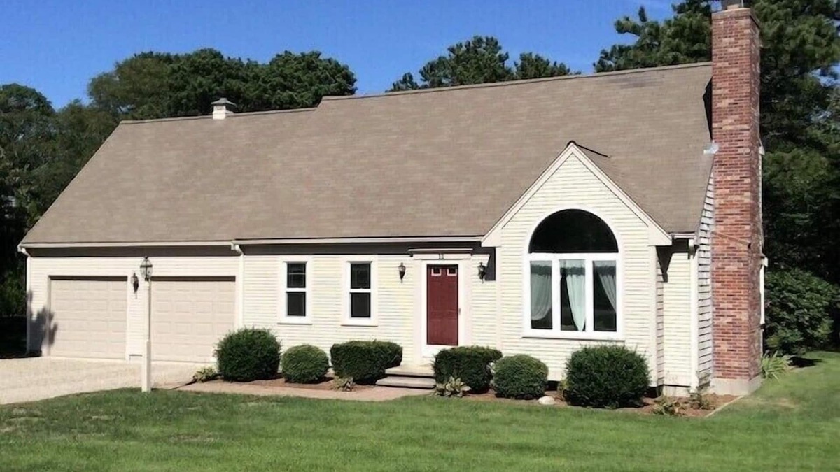 Harwich House | Charming Classic Cape Home Bordering Bike Trail-Family Friendly In Harwich