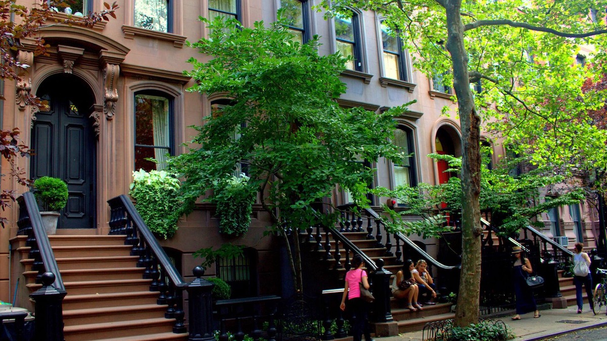 Bay Ridge Apartment | Charming, Classic-Pre-War, 1-BRM, parking: 20 min - NYC, Brooklyn
