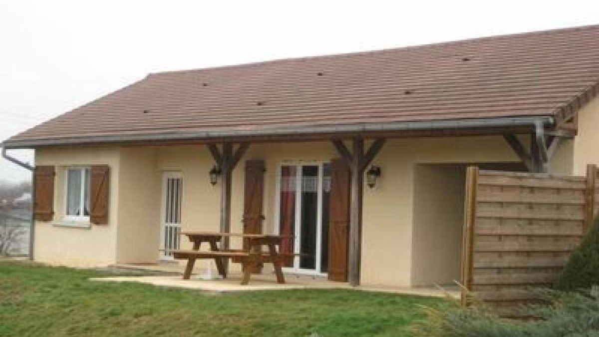 Fontenoy-le-Chateau Cottage | Charming Cottage with Large Garden, Near Spa and Ski Resorts