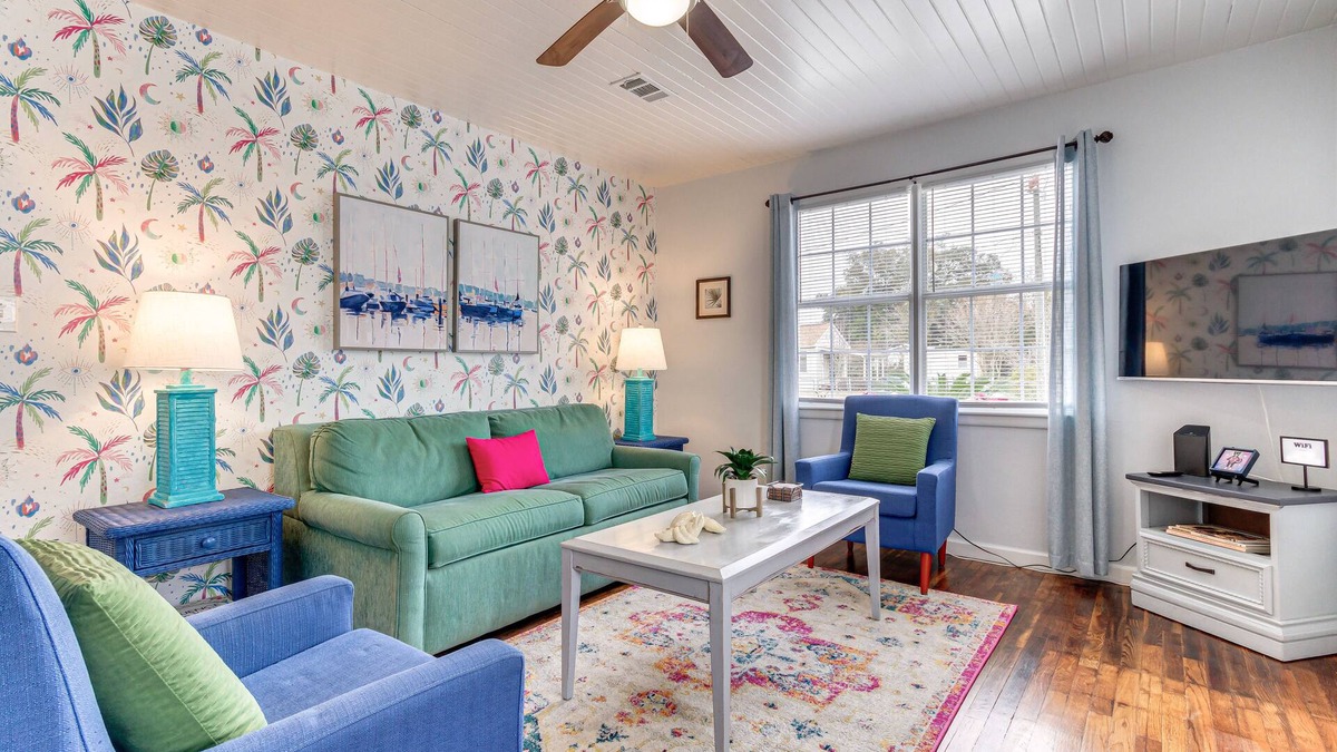 Sanders Beach House | Charming Coastal Pensacola Home 1 Mi to Palafox St