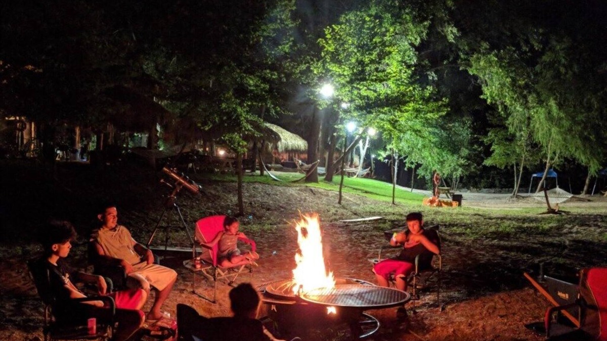 Fentress Cabin | Charming, Comfy Cabin on the San Marcos River!