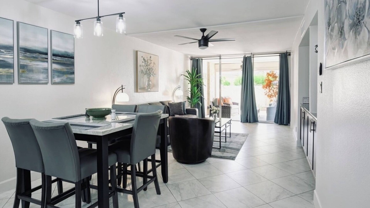 South Scottsdale Condo | Charming Condo in Scottsdale, AZ. 2bd en-suites. Pool/Hot tub
