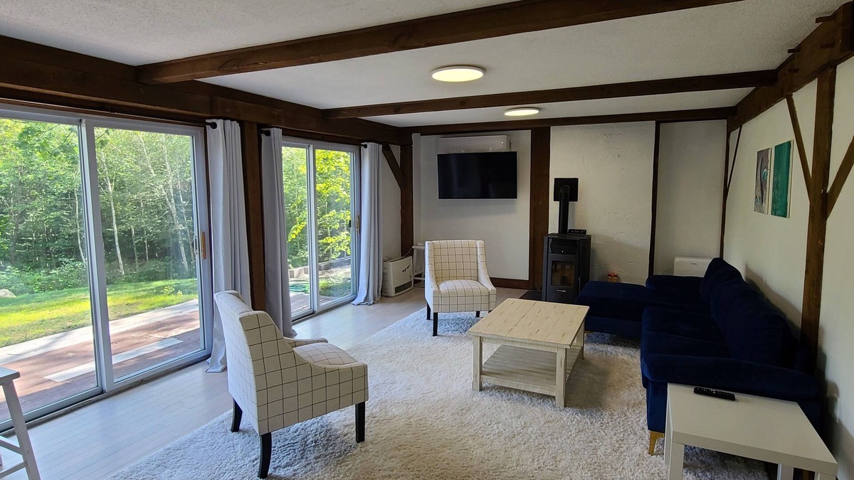 Bartlett Cottage | Charming condo in the mountains with stunning views