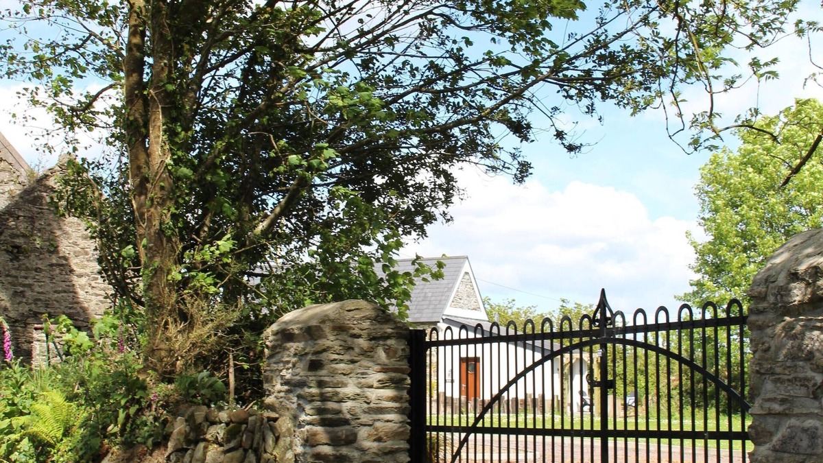 Shiplake House | Charming Converted Barn in a stunning location on the Wild Atlantic Way
