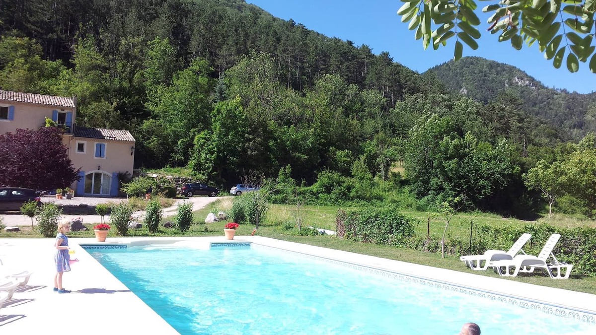 Chatillon-en-Diois Cottage | Charming cottage with large garden only 3 mn from medieval village center
