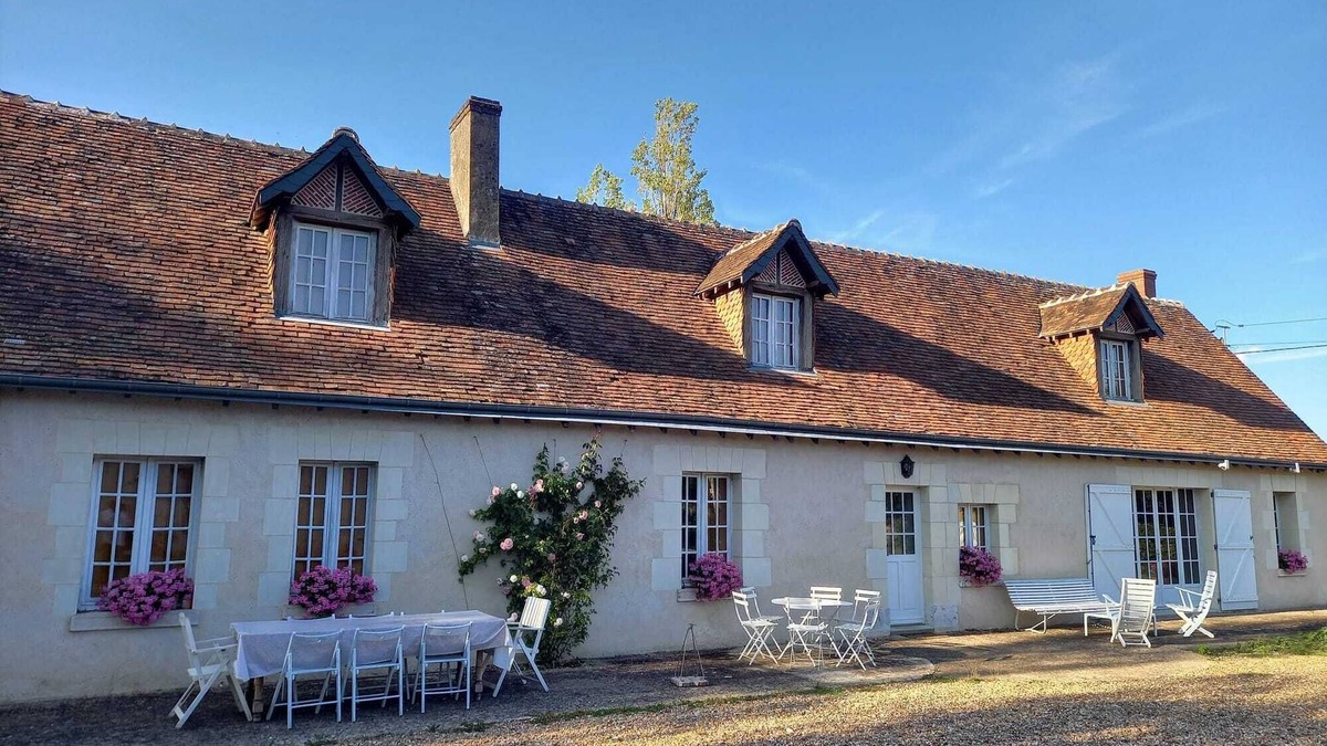 Prunay-Cassereau Cottage | Charming cottage, absolute calm and big swimming-pool close to the Loire castles