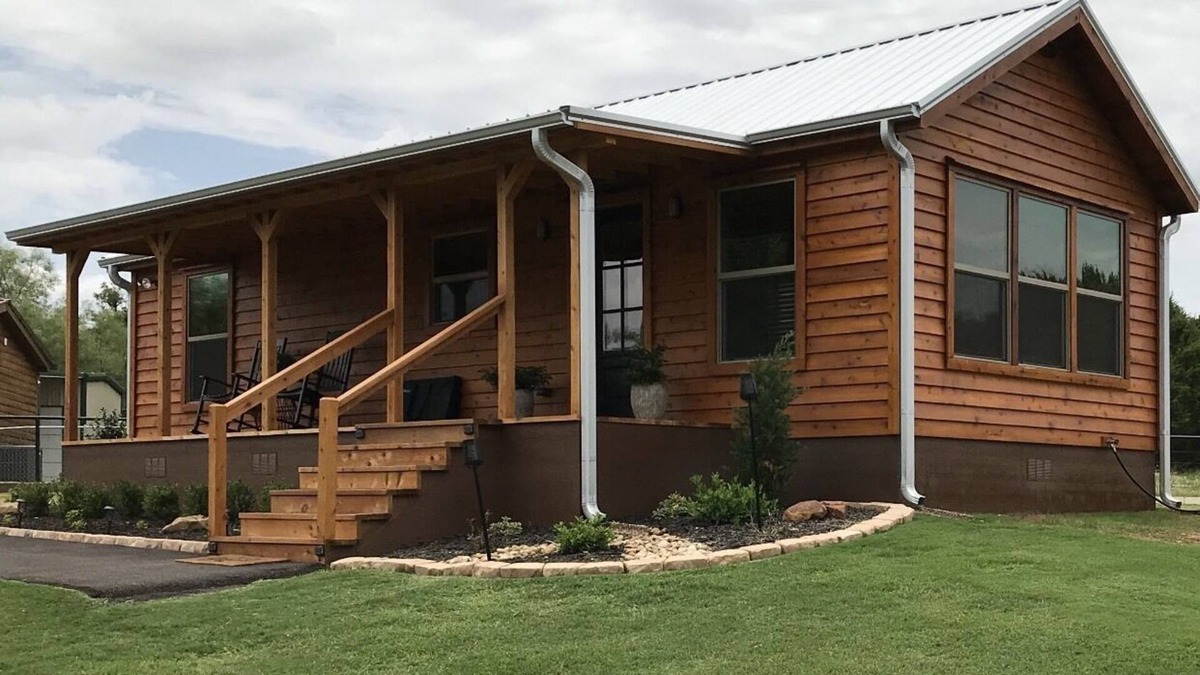 Graford Cottage | Charming Cottage at Possum Kingdom Lake