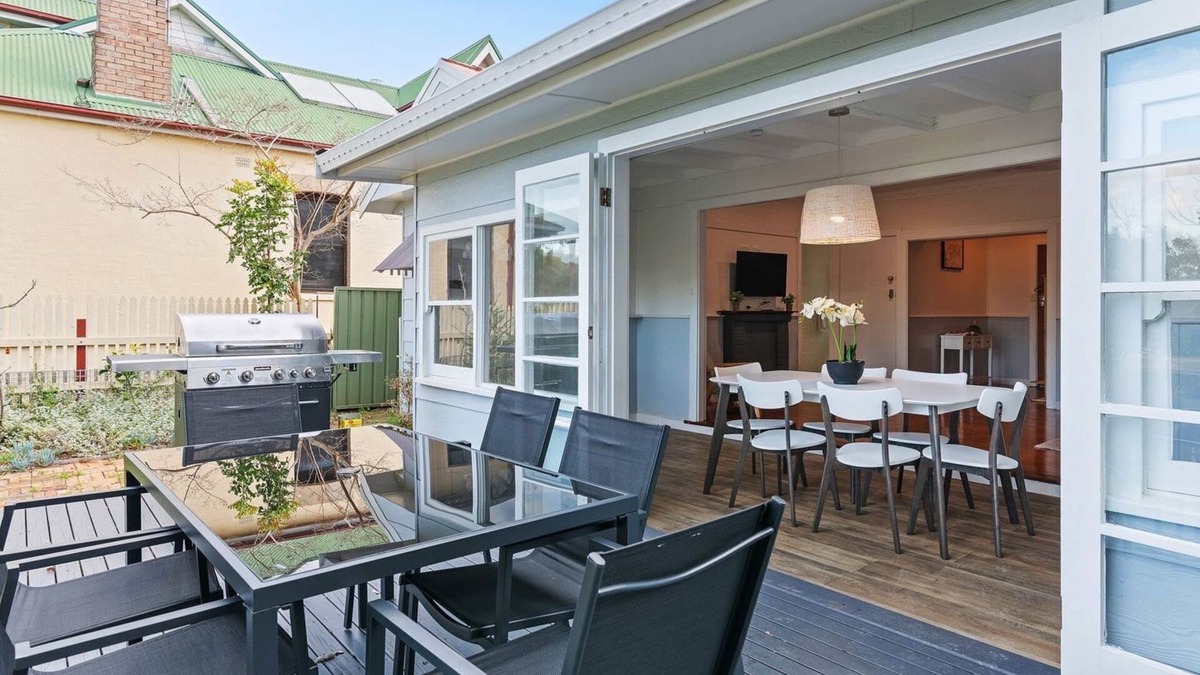 Woy Woy House | Charming Cottage by the Water Pet Friendly WoyWoy