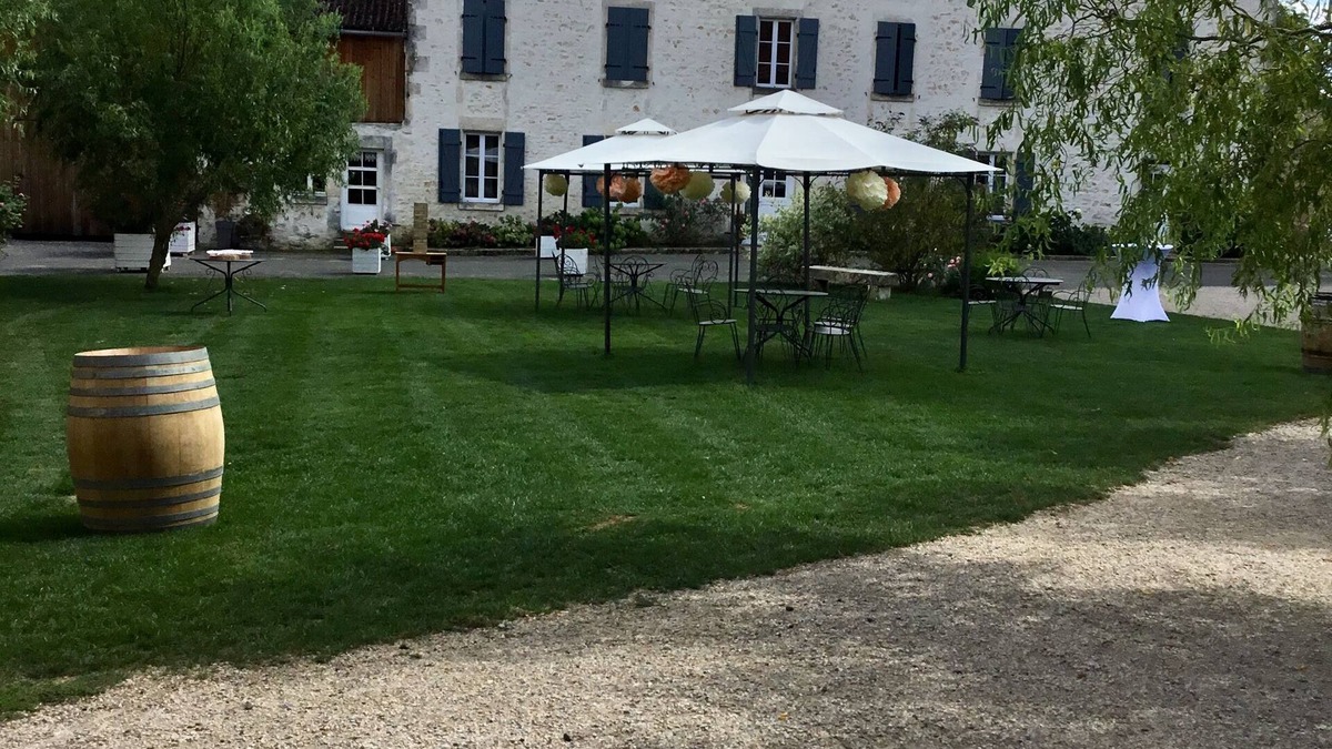 Festigny House | Charming cottage, classified 4 *, spacious, comfortable, for 20 people