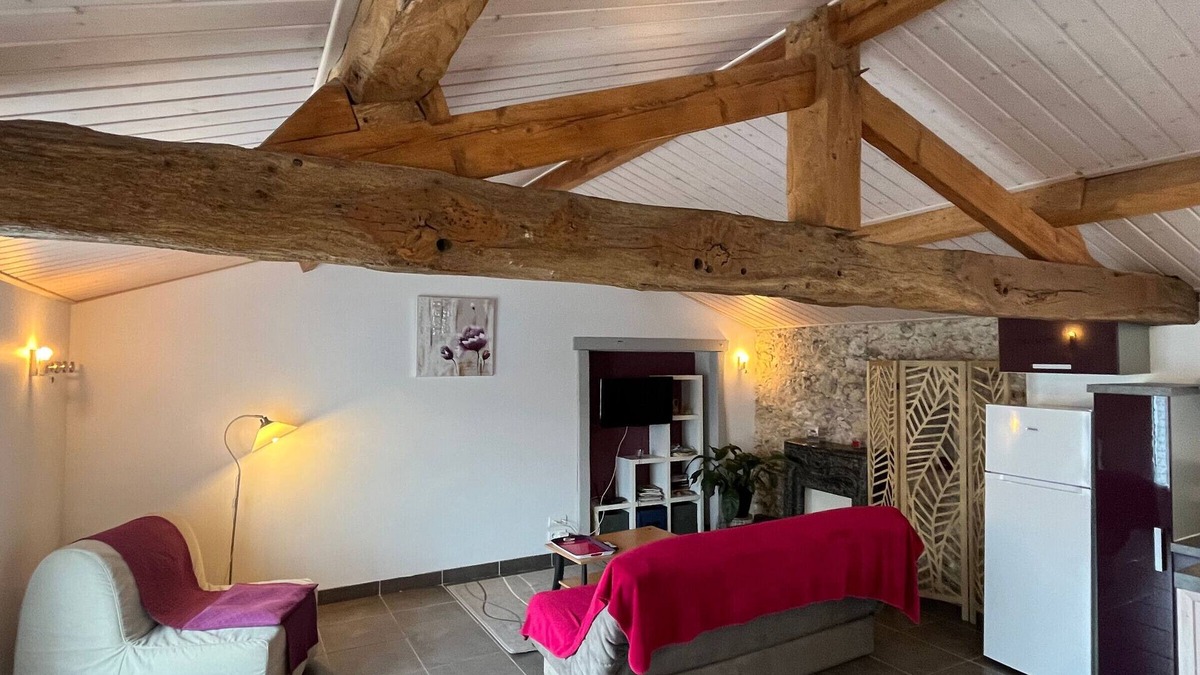 Commequiers Cottage | Charming Cottage for 2 in Renovated Barn with Private Terrace, Near Rail Bike Trail