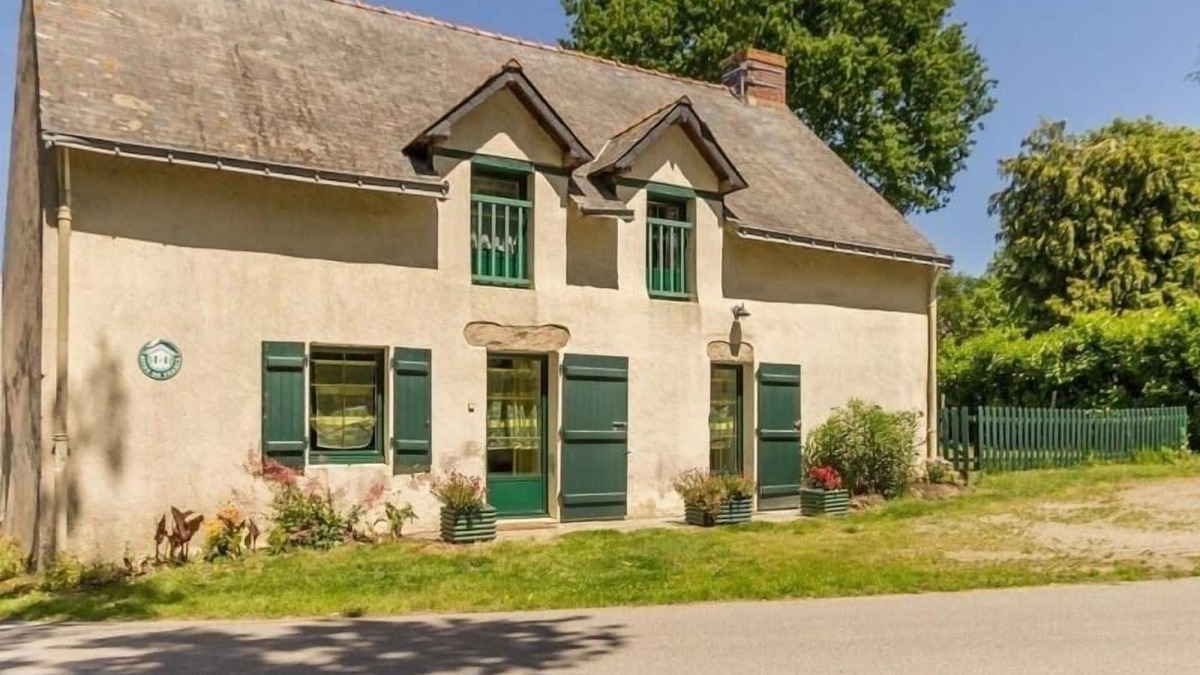 Saint-Lyphard Cottage | Charming Cottage in Brière Park, 3 Bedrooms, Fireplace, Terrace, Internet