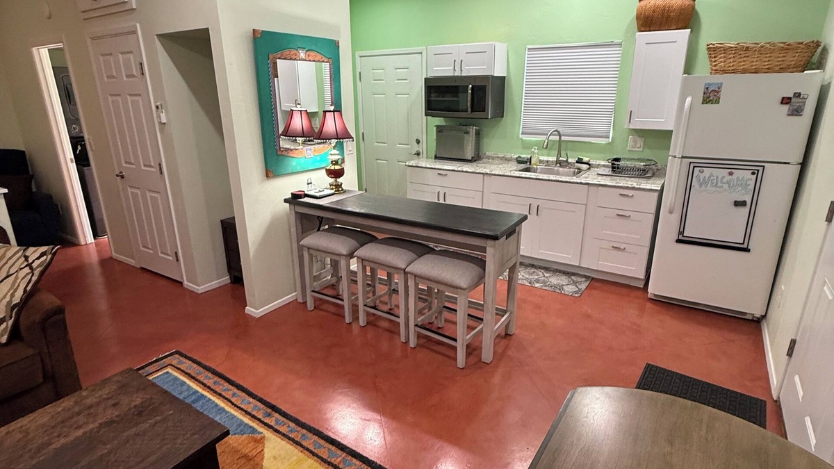 Peter Howell Cottage | Charming Cottage in central Tucson with AC