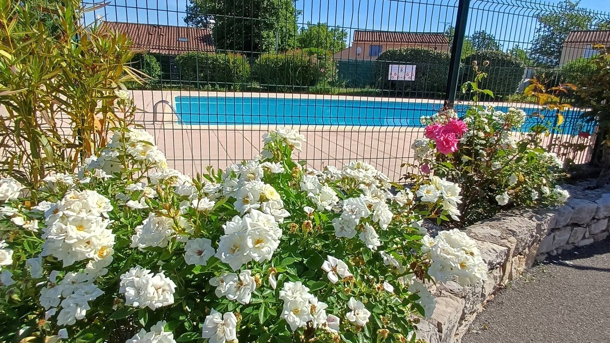 Fayence House | Charming cottage in residence with swimming pool
