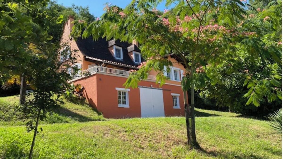 Journiac Cottage | Charming cottage in the heart of nature with panoramic views