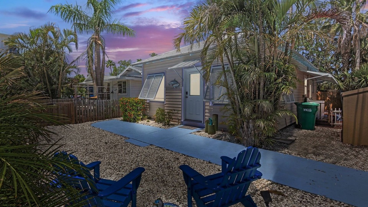 Anna Maria House | Charming Cottage Near Bay and Beach