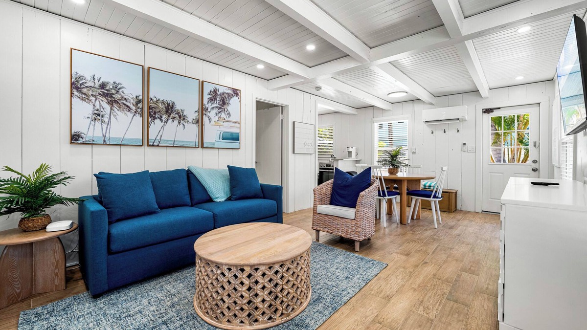 Siesta Key Cottage | Charming Cottage Near Siesta Key Village!