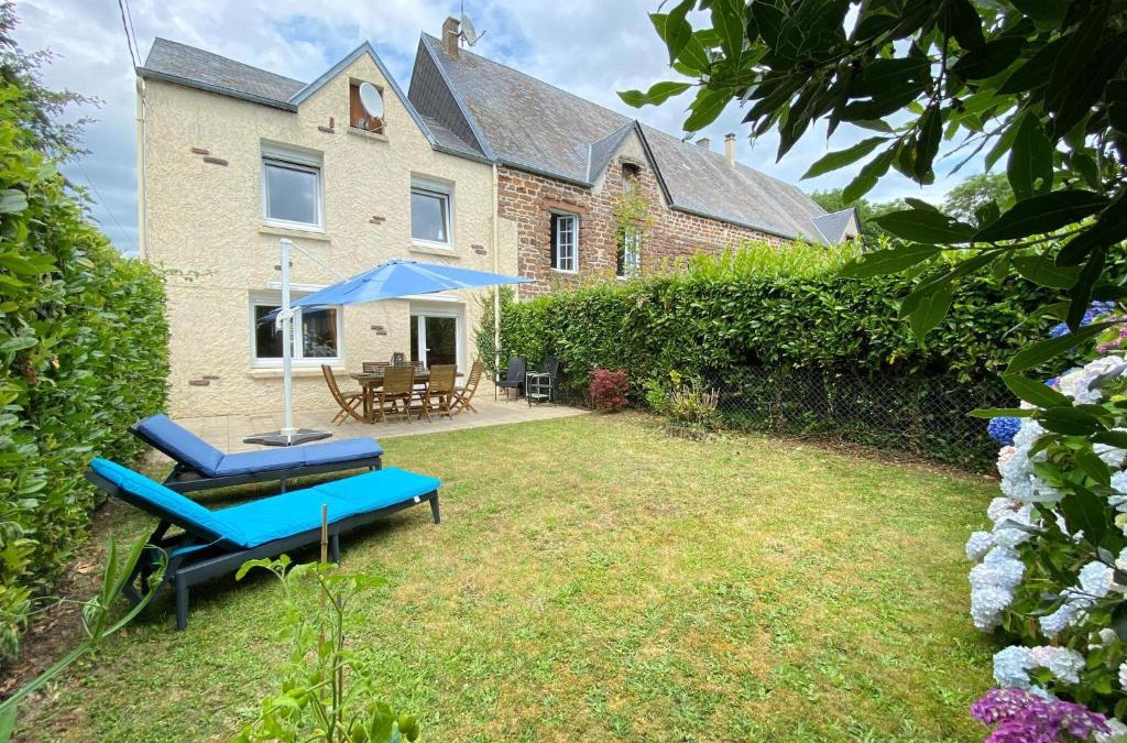 Brehal House | Charming Cottage near Mont St Michel Bay