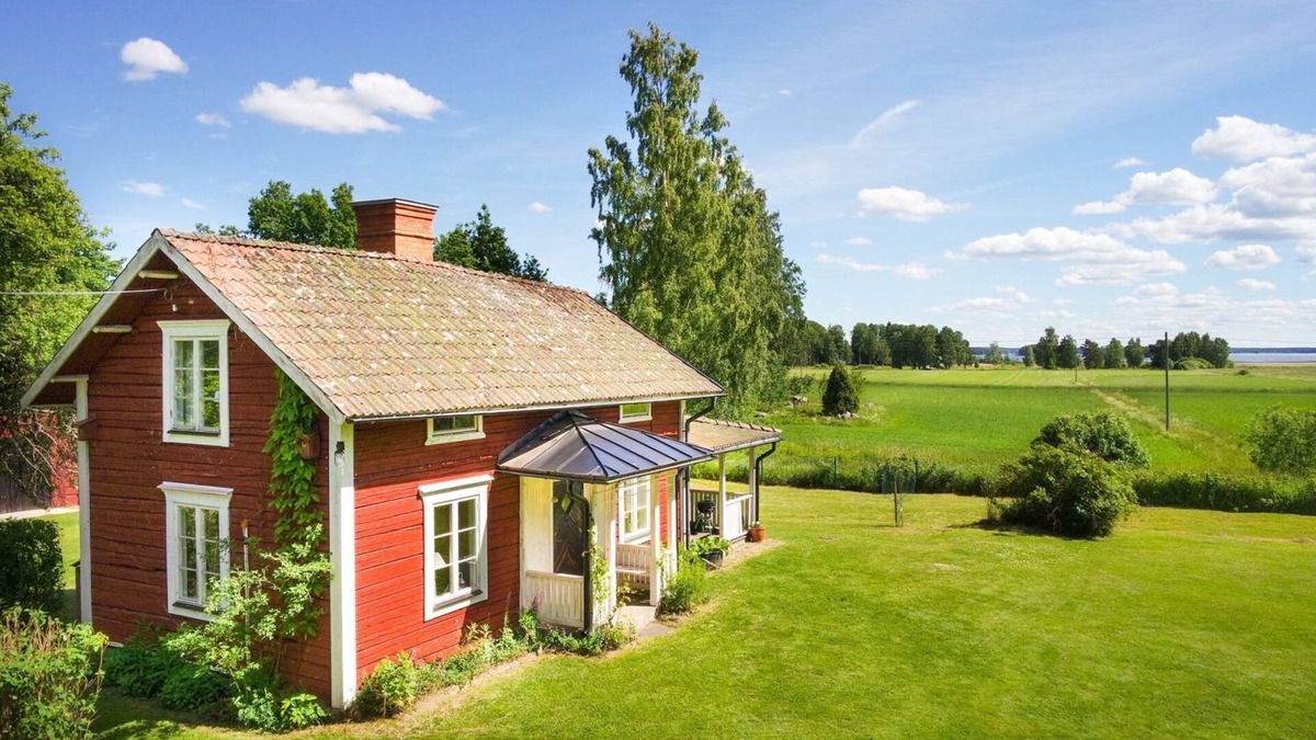 Hedesunda House | Charming cottage not far from the banks of the Dalälven