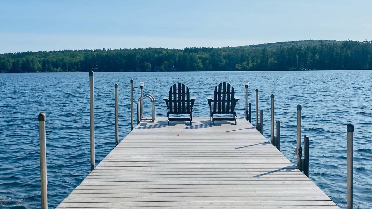 Sanbornville House | Charming Cottage on Lovell Lake