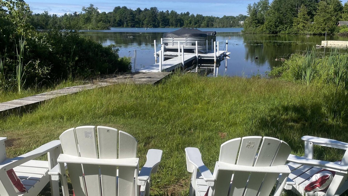 Elk Rapids House | Charming Cottage on Elk River in Elk Rapids – Your Summer Getaway Awaits!