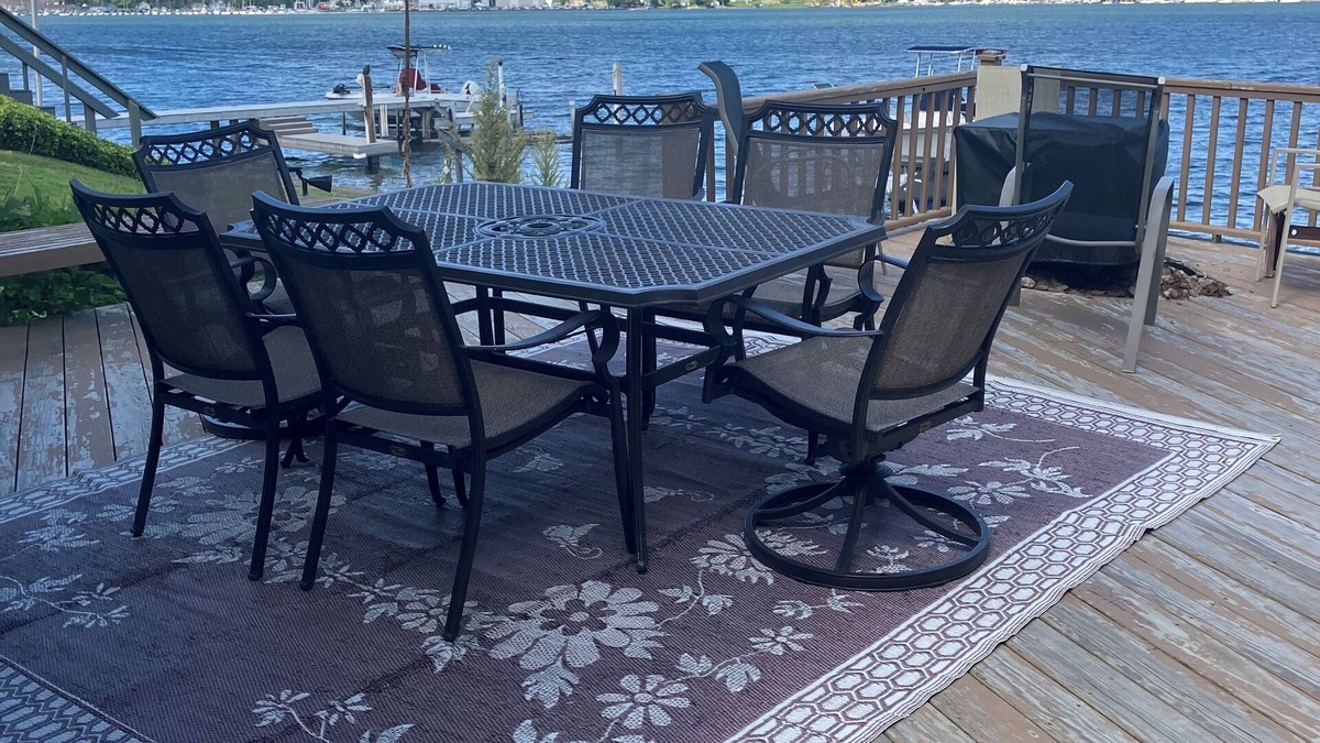 Sodus Point Cottage | Charming Cottage on the Bay and Golf Course with private patio and boat dock.