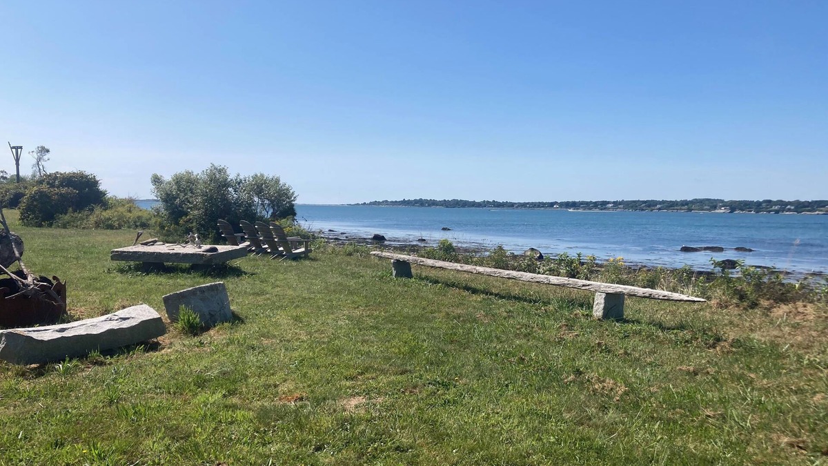 Little Compton Cottage | Charming cottage with bucolic farm views, private waterfront ποΈπβοΈ