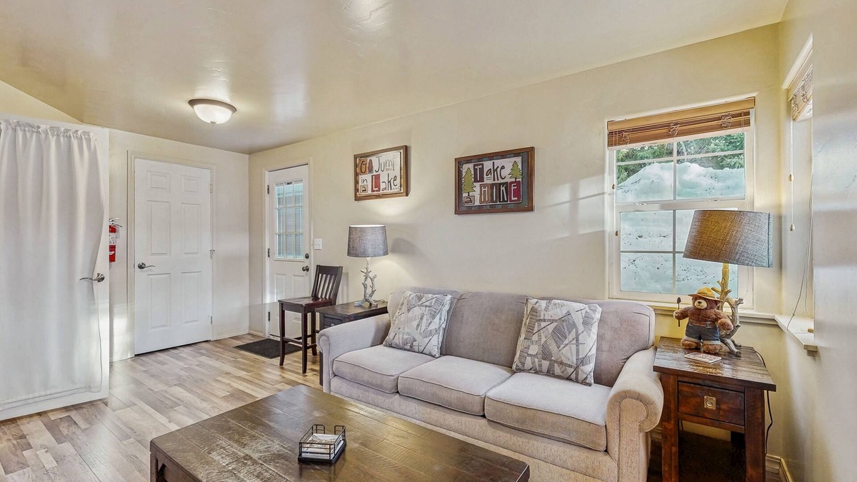 McCall Cottage | Charming cottage with deck, yard & firepit - walk to lake & downtown