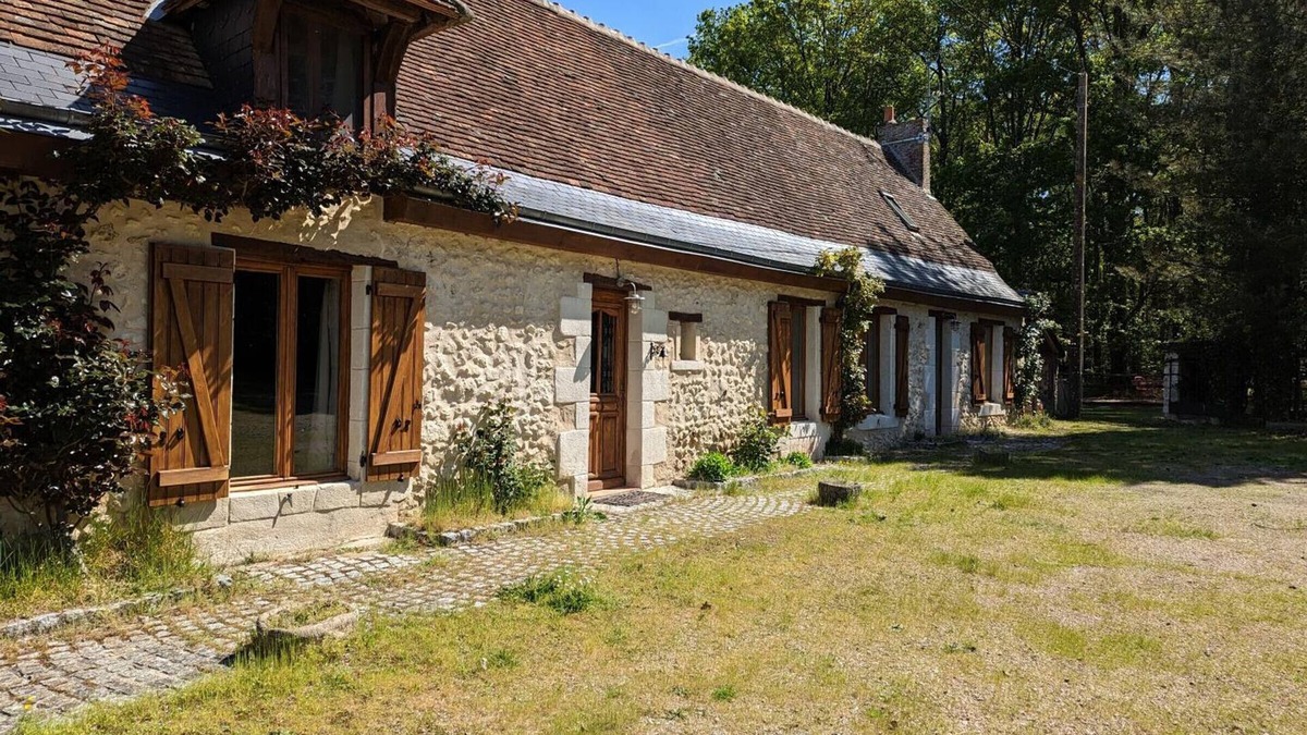 Rille Cottage | Charming Cottage with Private Heated Pool, Fitness Room, Game Room, Near Rillé Lake