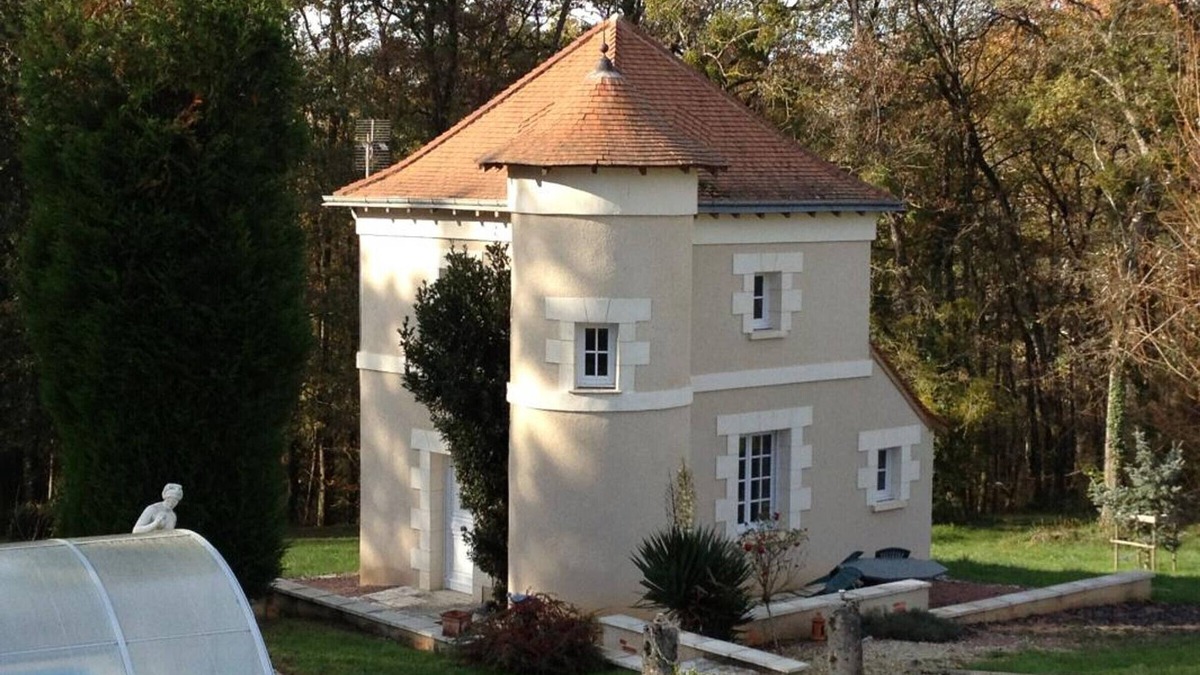 Ange Cottage | Charming Cottage with Private Pool, Park, and Proximity to Loire Castles