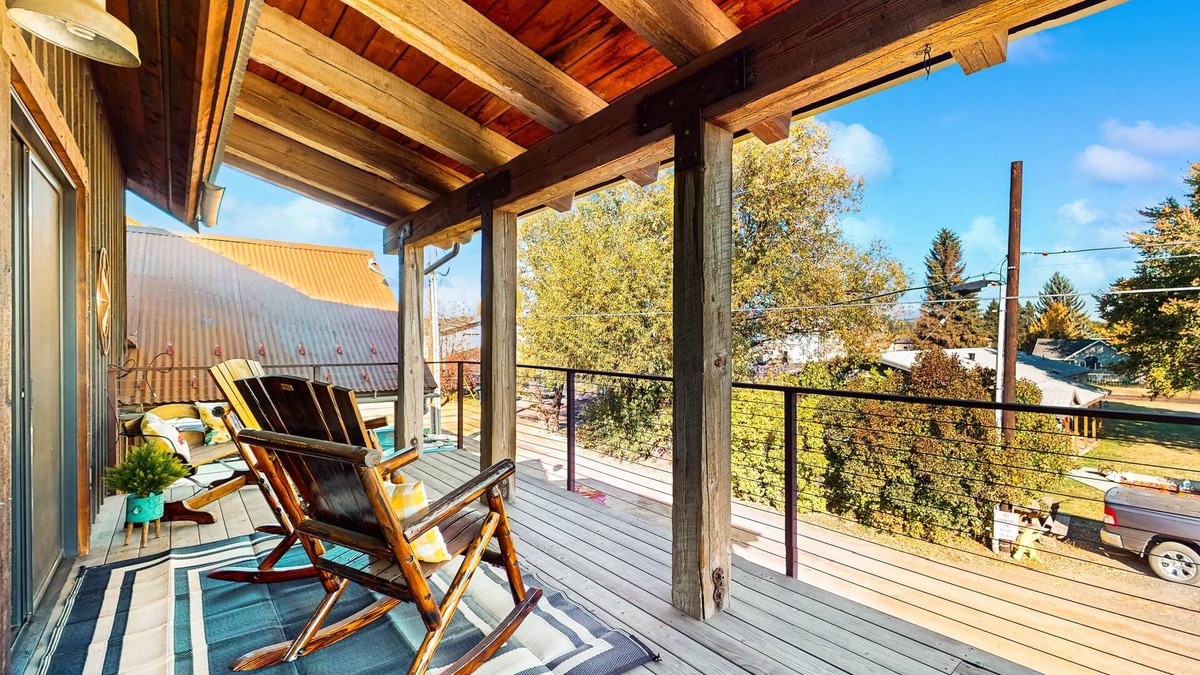 New Meadows Condo | Charming country cottage with arcade game and easy access to skiing, and hiking.