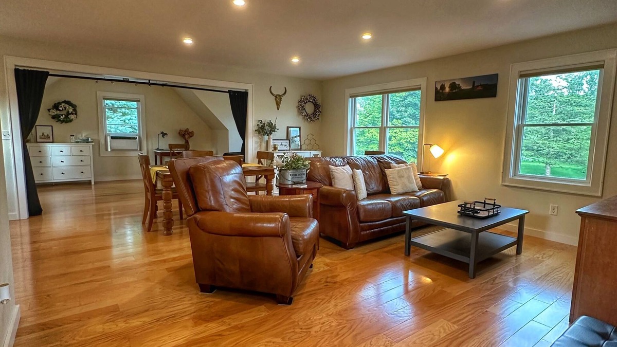 Woodstock Apartment | Charming country studio apartment in idyllic Woodstock - Woodstock Red Barn