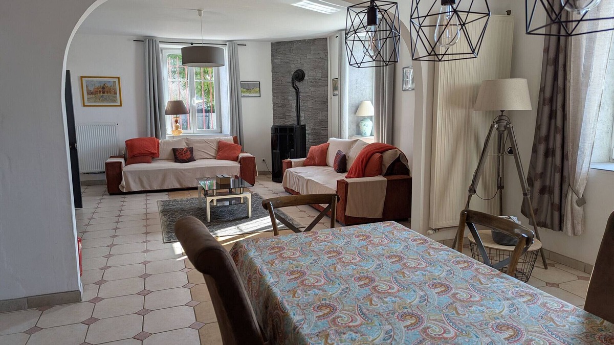Toul Cottage | Charming Countryside Cottage - Near Toul and Nancy, Sleeps 6, Private Terrace, WiFi Included