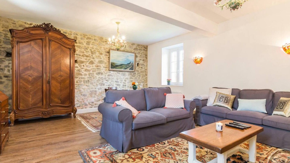 Coutances Cottage | Charming Countryside Retreat with Private Terrace and Fireplace, 13km from Beaches