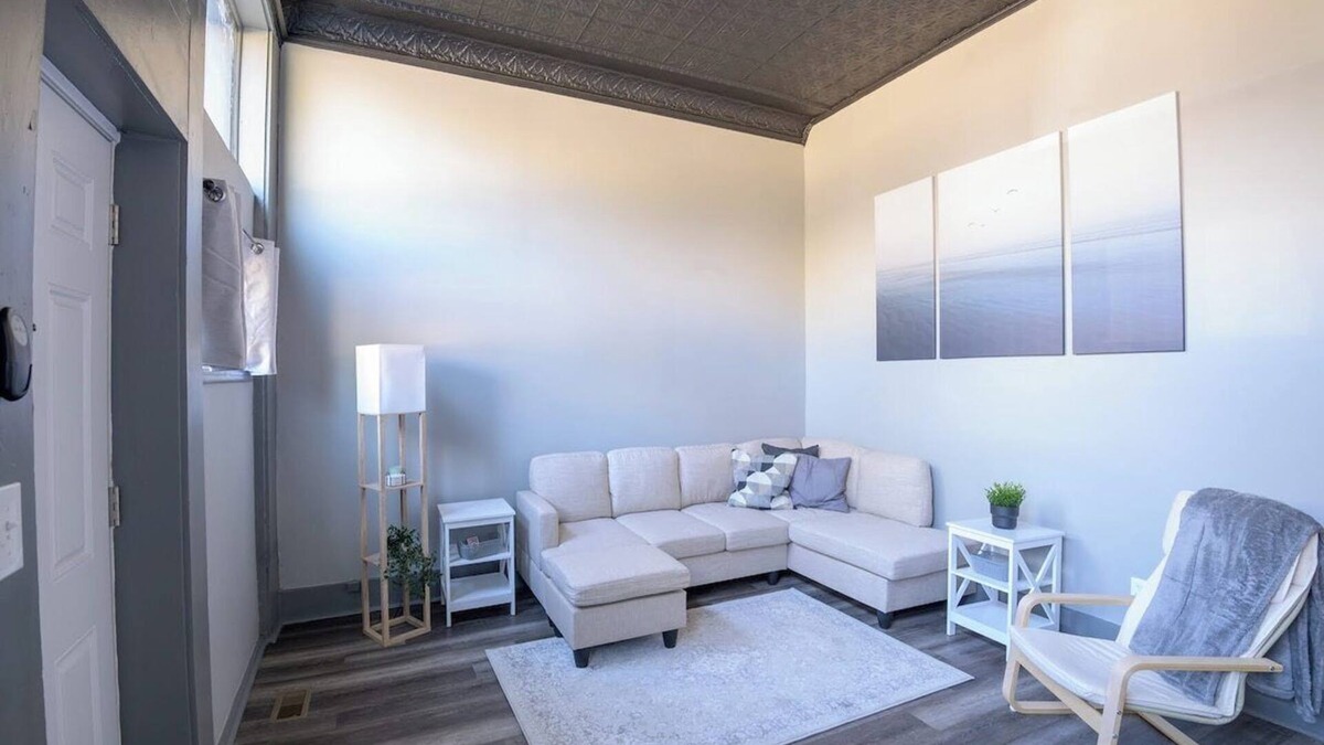 Covington Apartment | Charming Covington Gem!