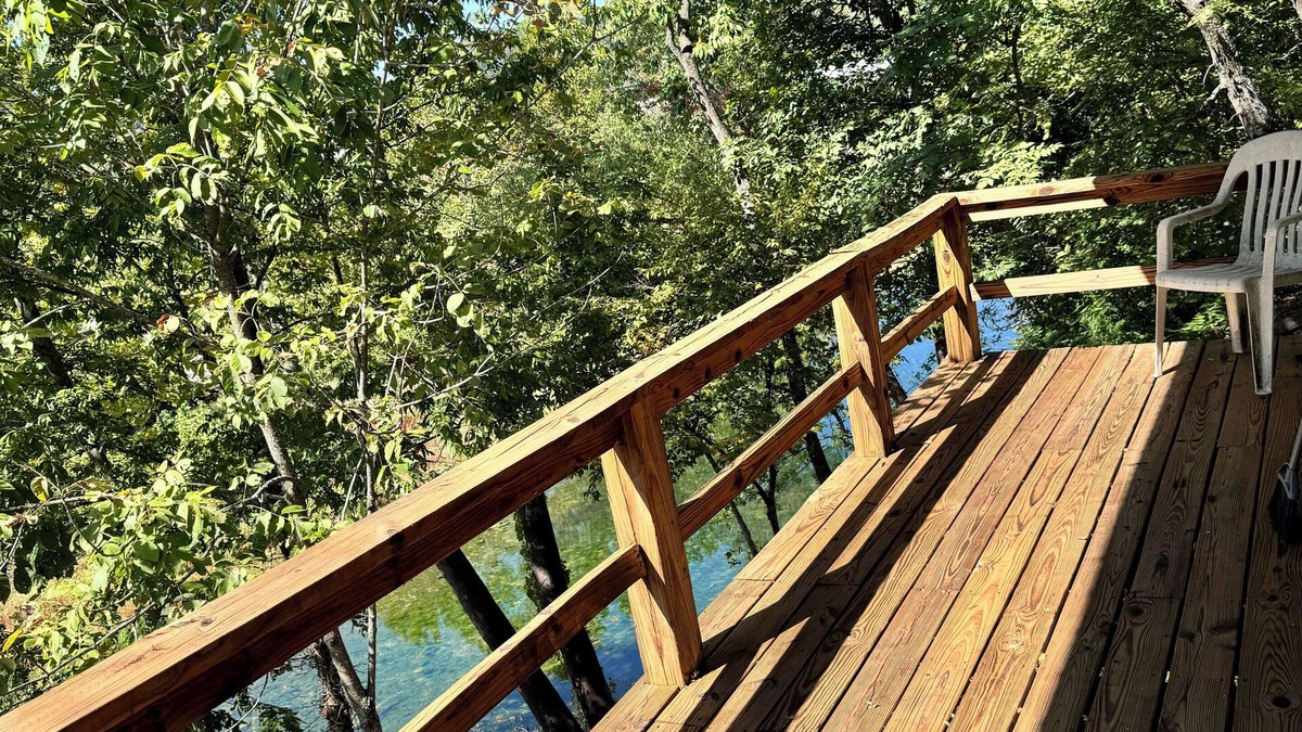 Tahlequah Apartment | Charming Cozy 1-bedroom Riverside Apartment with AC, WiFi in peaceful Tahlequah