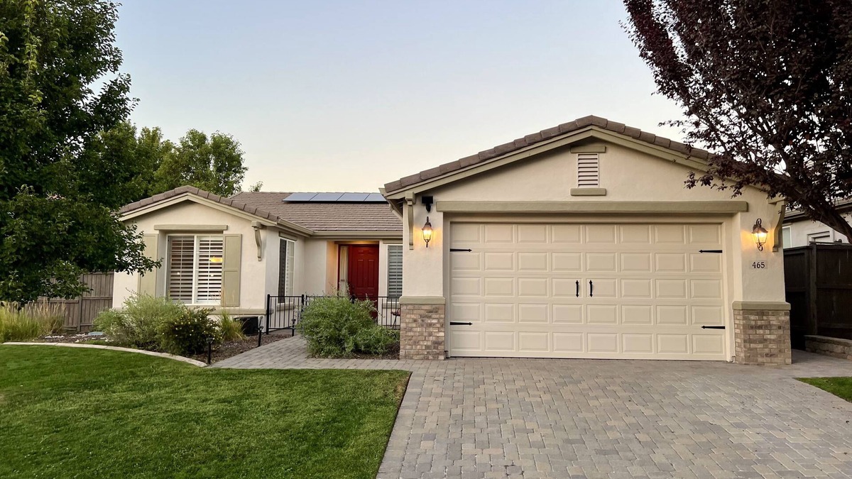 Reno House | Charming Cozy Casa 3BR, 2BA Reno Home - Near Skiing & Lake
