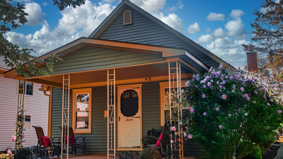 Wellsboro House | Charming, Cozy, & Conveniently Nestled in Historic Wellsboro, 2 BR, 1 Bath, WIFI